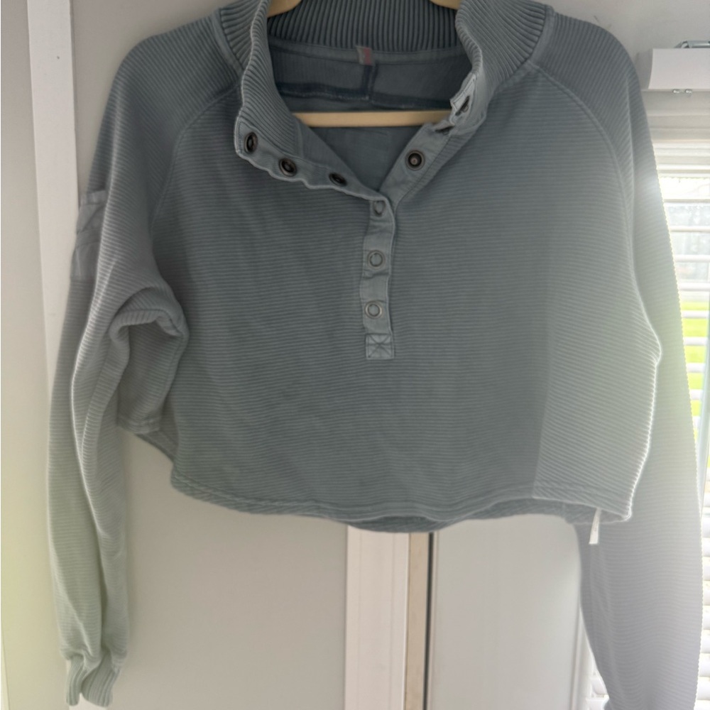 Free People Long Sleeve Cropped